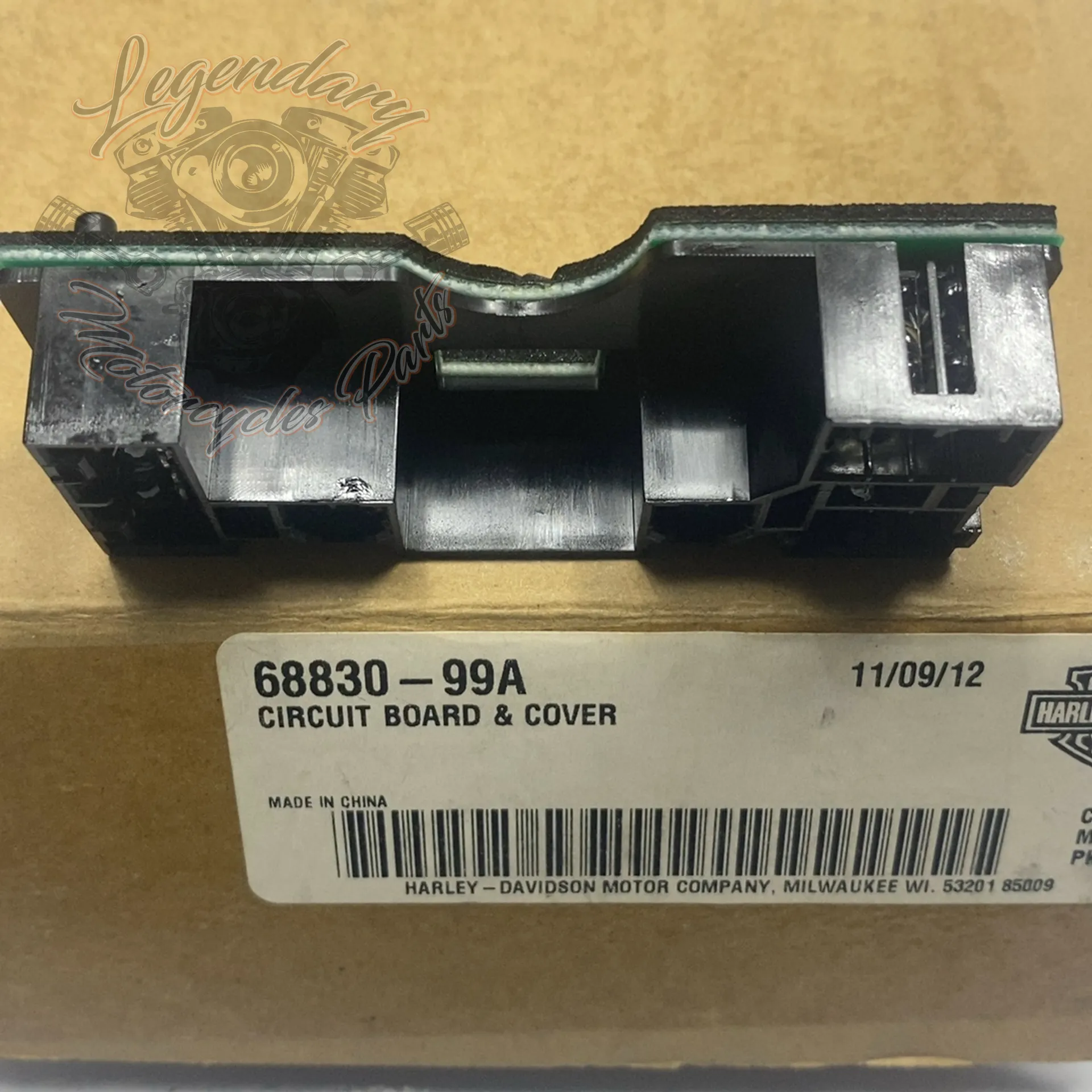 Circuit imprimé de feu arrière OEM 68830-99A