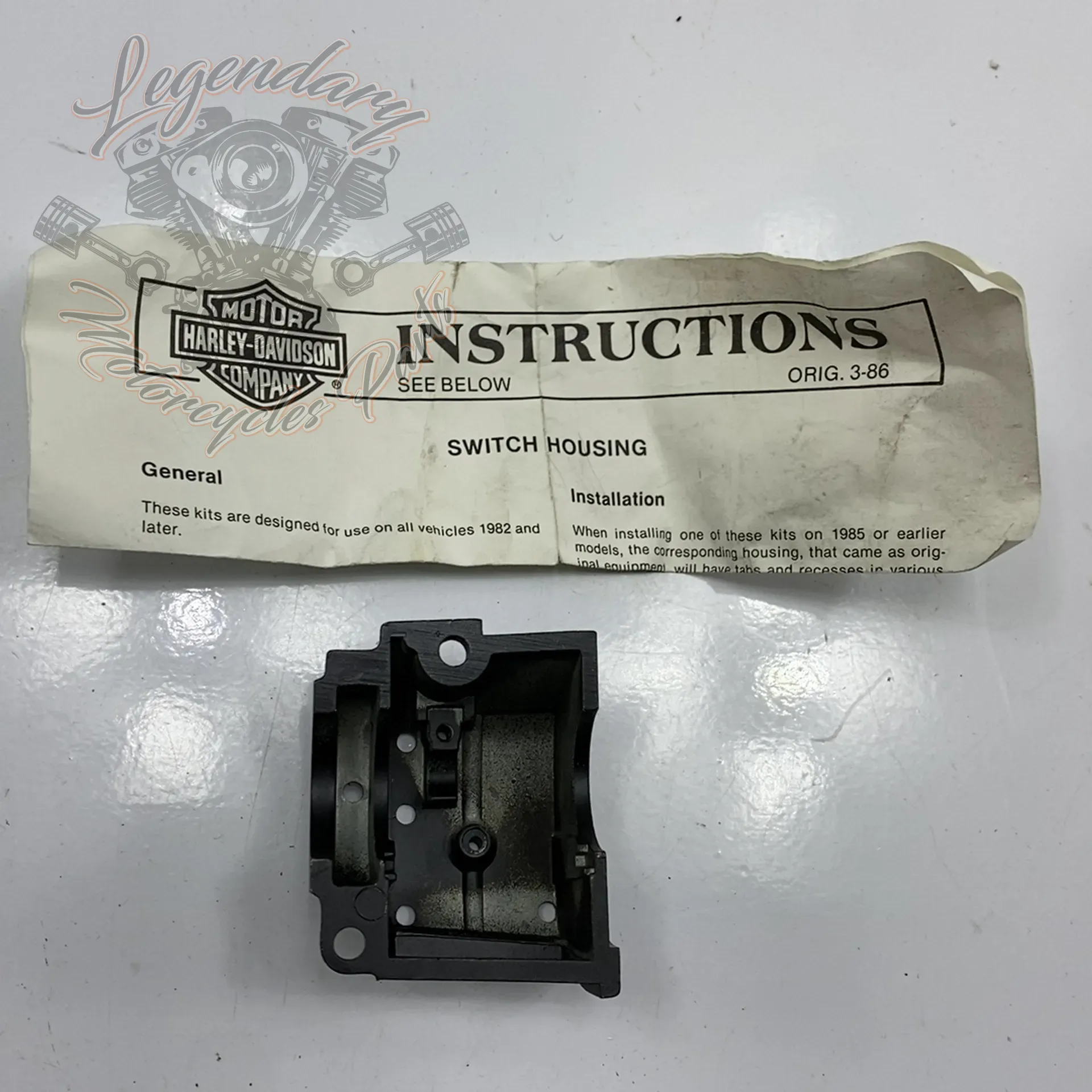 Commutateur supérieur gauche OEM 71568-82A