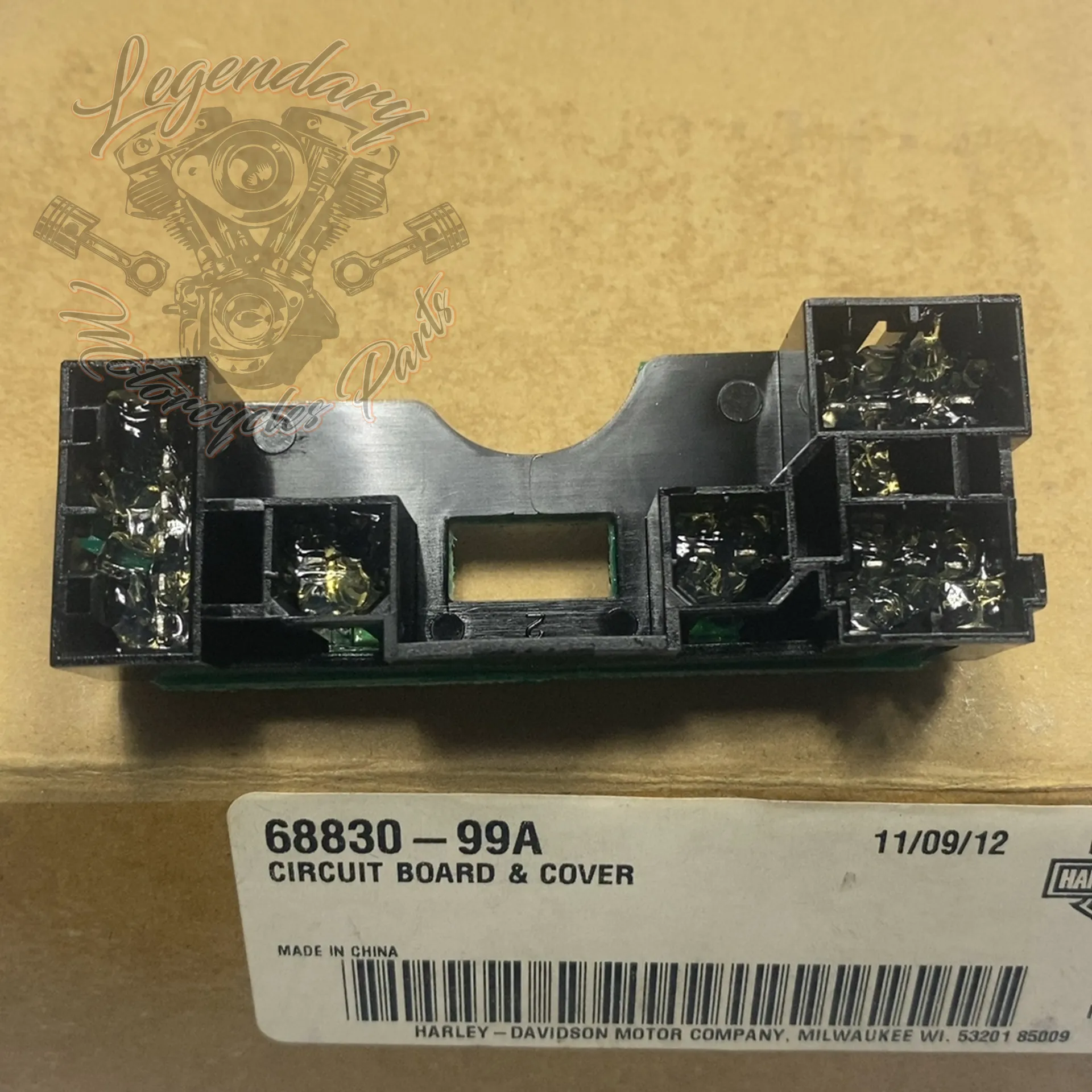 Circuit imprimé de feu arrière OEM 68830-99A