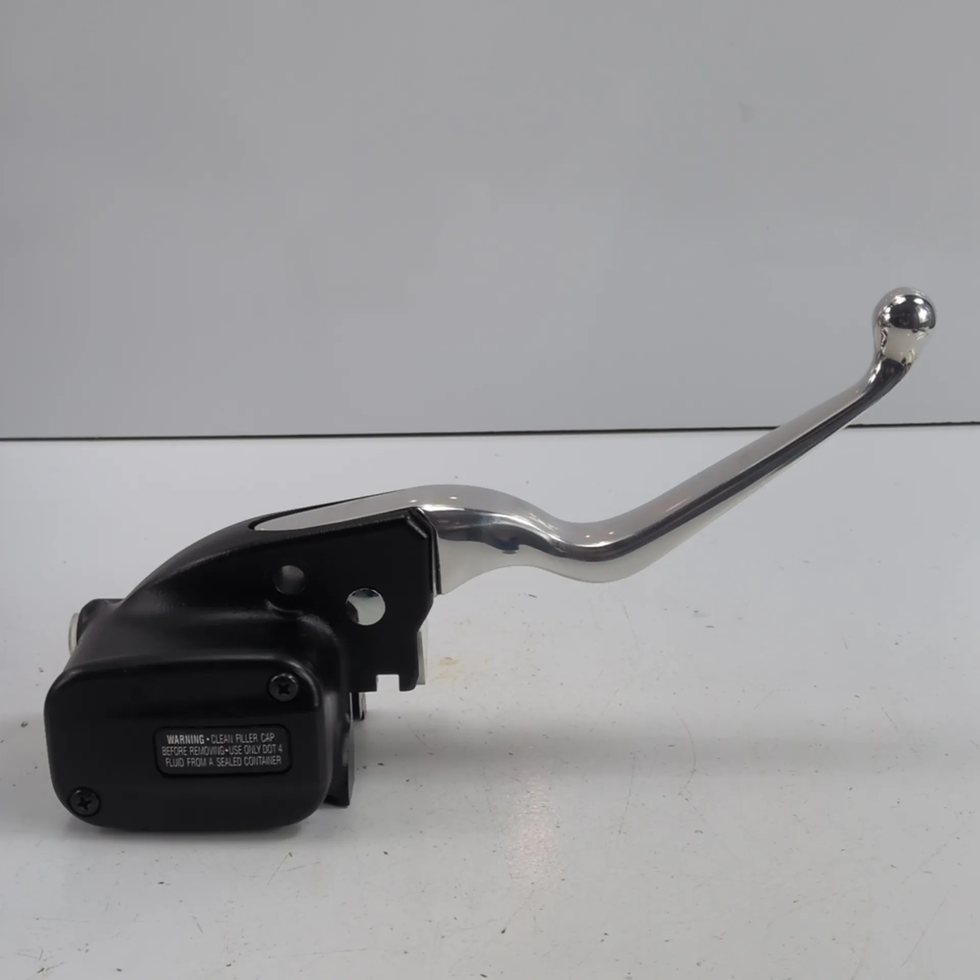 Levier et maître cylindre de frein avant OEM 41700233