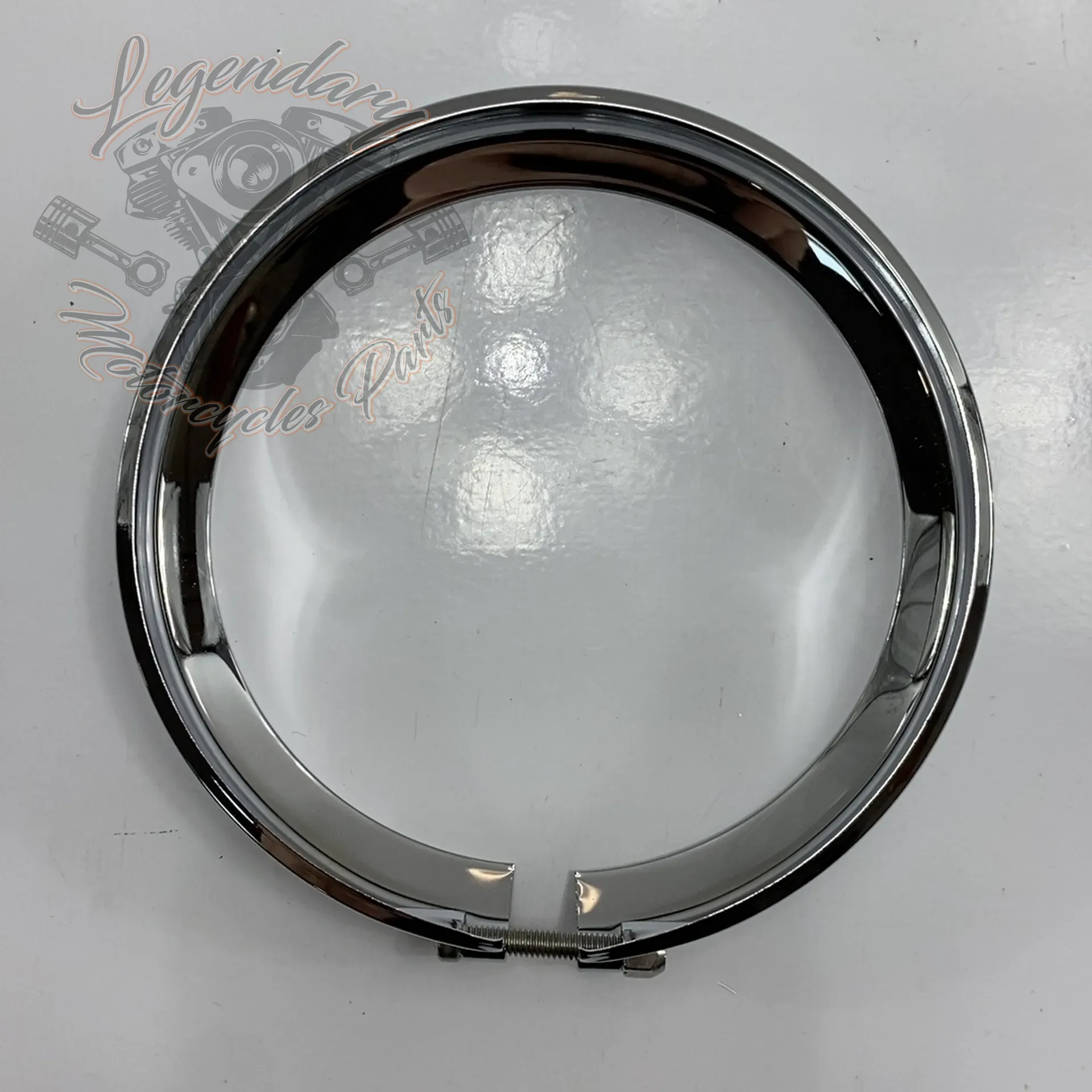 Cerclage d'optique auxiliaire OEM 68725-62A