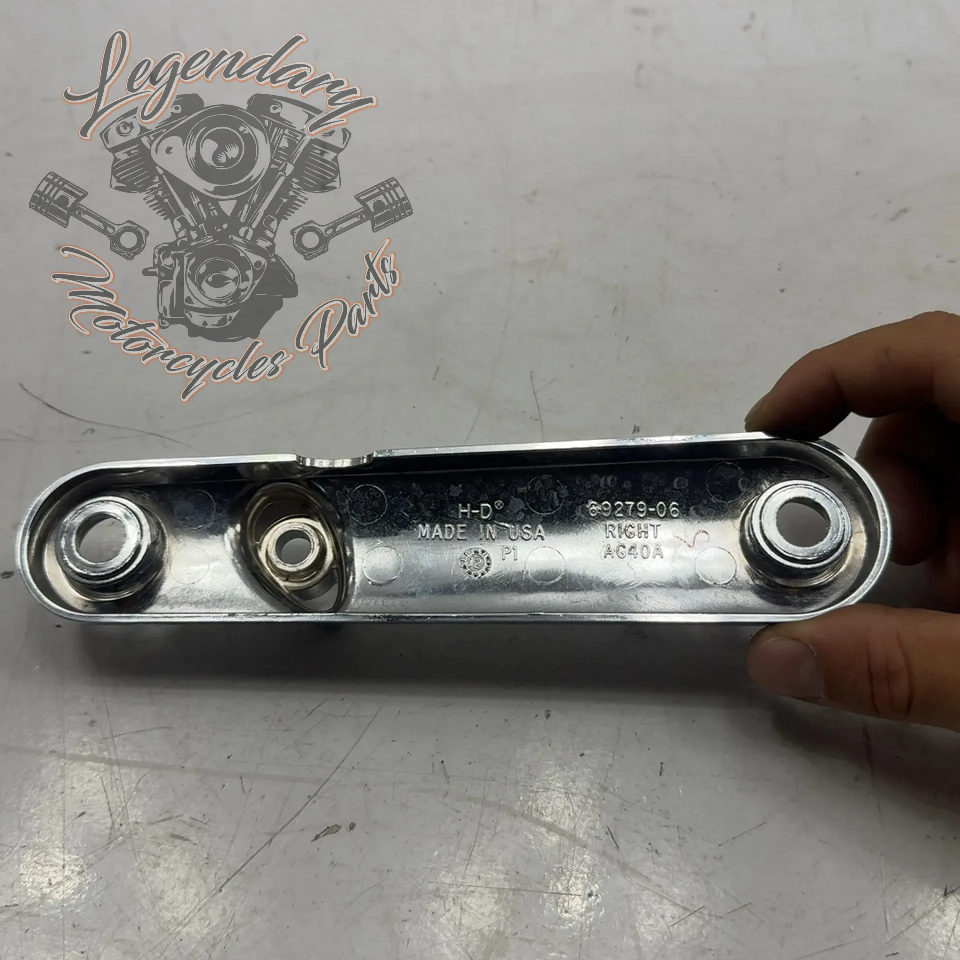 Support clignotant avant gauche OEM 69278-06