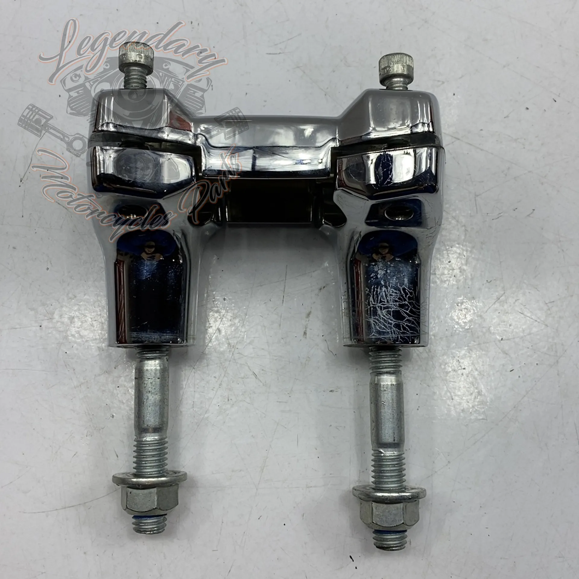 Risers et pontet de guidon OEM 55900110