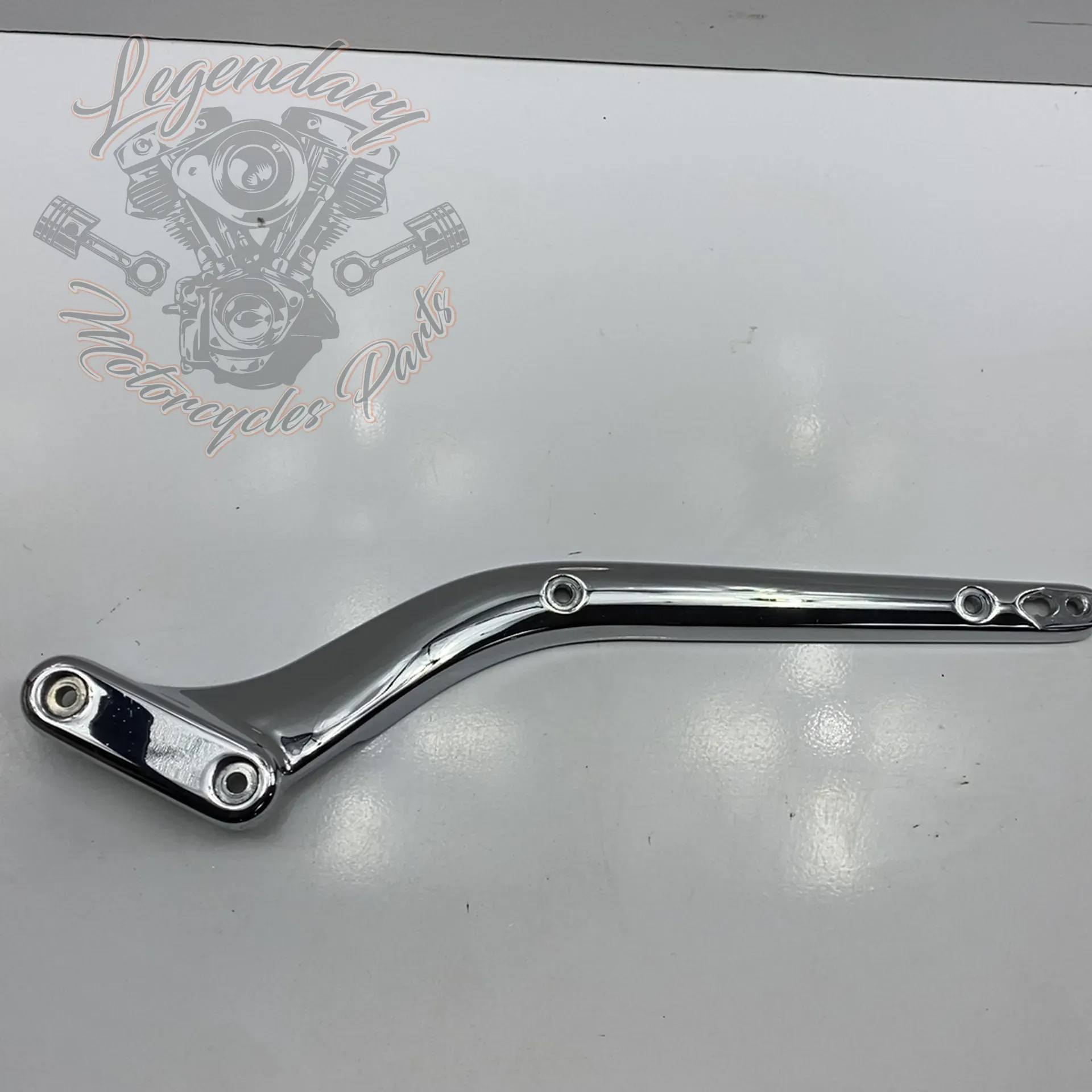 Support garde boue arrière gauche OEM 59500101