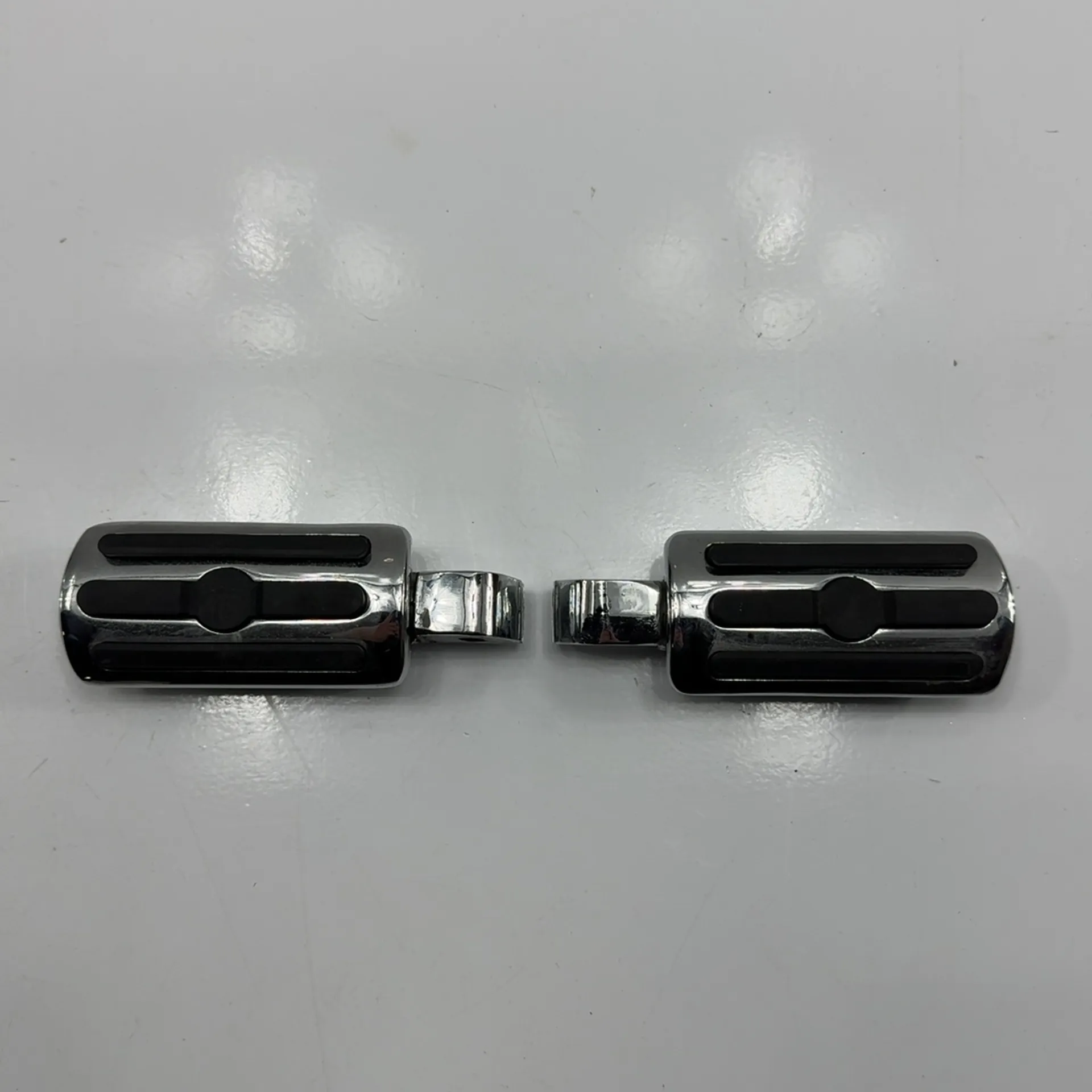 Repose-pieds, passager Ref DK2834