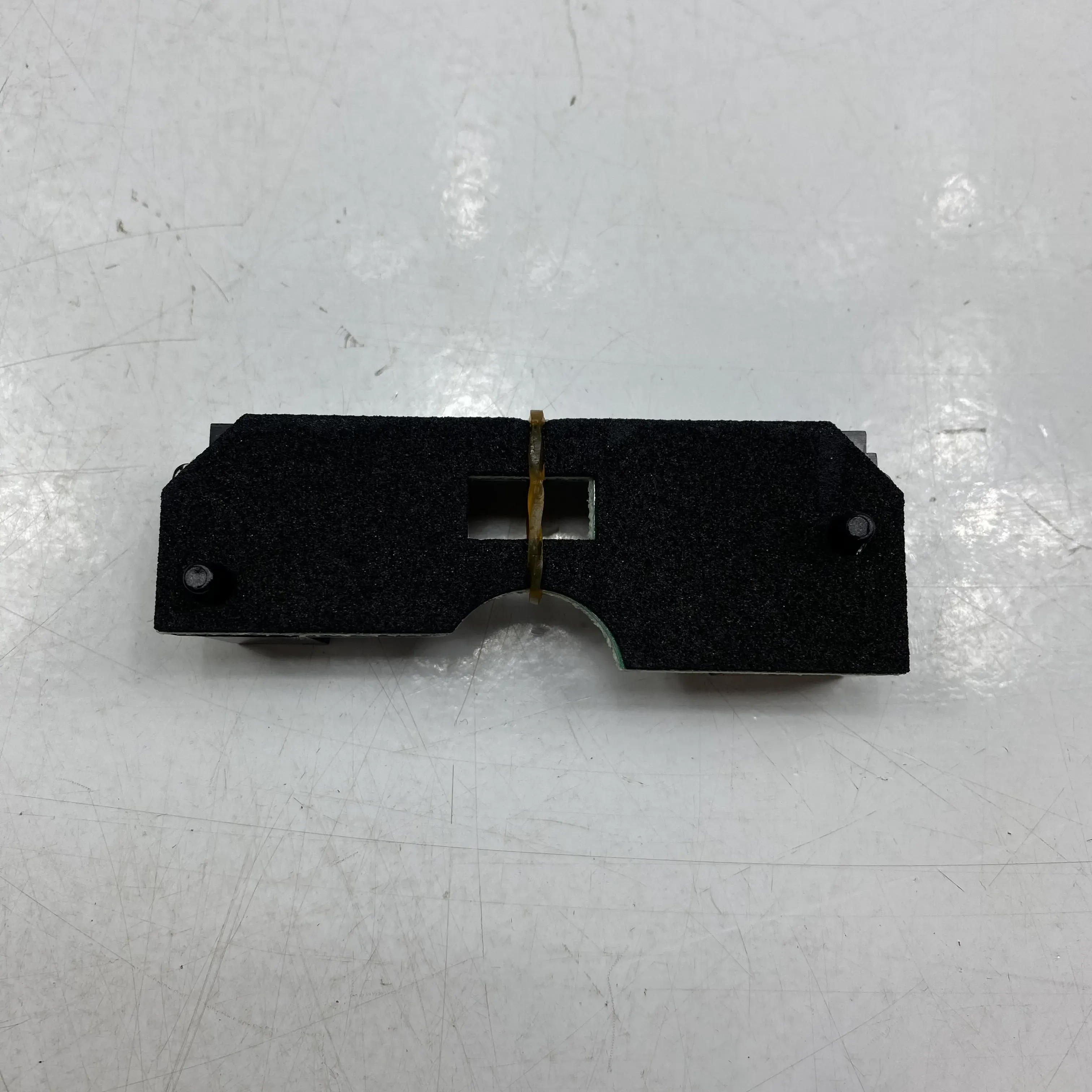 Circuit imprimé de feu arrière OEM 68830-99A